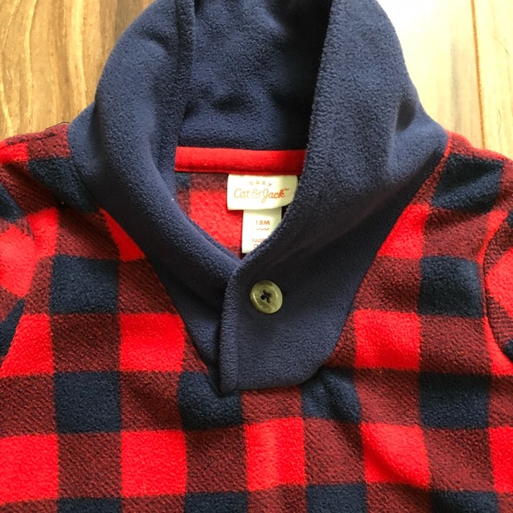 One piece sleeper. Size 18 months. - Picture 2 of 3